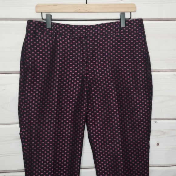 J. Crew Factory Pants - J. Crew Pink Dot Cropped Pants Size 8